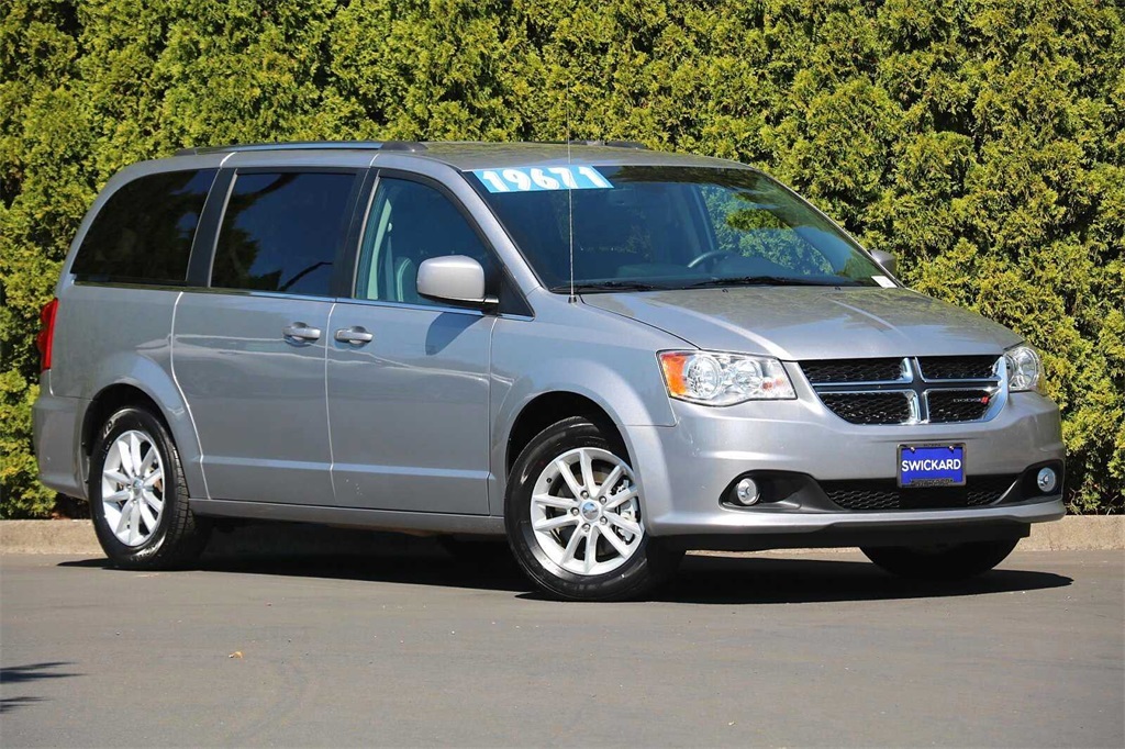 Pre-Owned 2019 Dodge Grand Caravan SXT FWD 4D Passenger Van